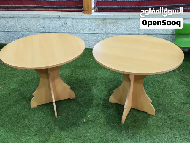 طاولتين خشب دائرة