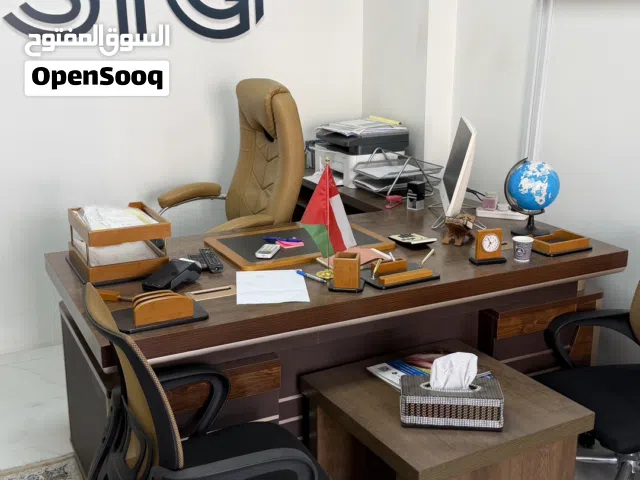 اثاث مكتبي متكامل و جديد