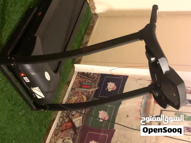 جهاز سير مشي والجري