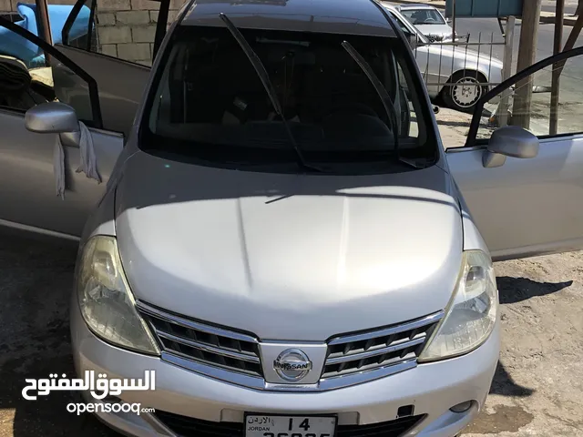 Used Nissan Tiida in Amman