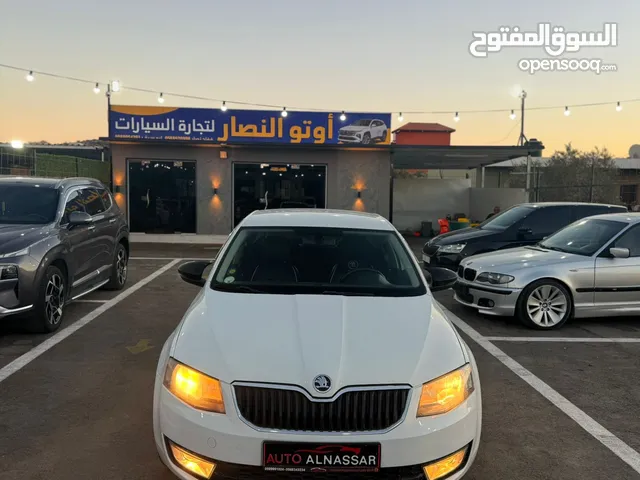 سكودا اوكتافيا اوتماتيك 2016