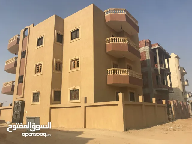 170 m2 3 Bedrooms Townhouse for Sale in Sharqia 10th of Ramadan