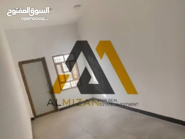 160 m2 4 Bedrooms Townhouse for Rent in Basra Al-Wofood St.