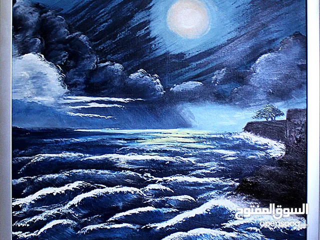 قلبك مثل هذا البحر... هائج لكن يهدأ حين يضيء القمر ..A heart like the sea calm beneath the moonlight