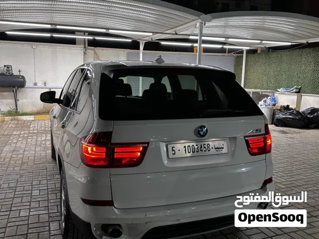 BMWx5 (2012-2013) الداار الوكيل
