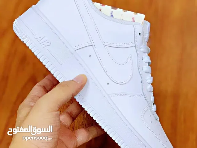 latest new beauty is with shoe's