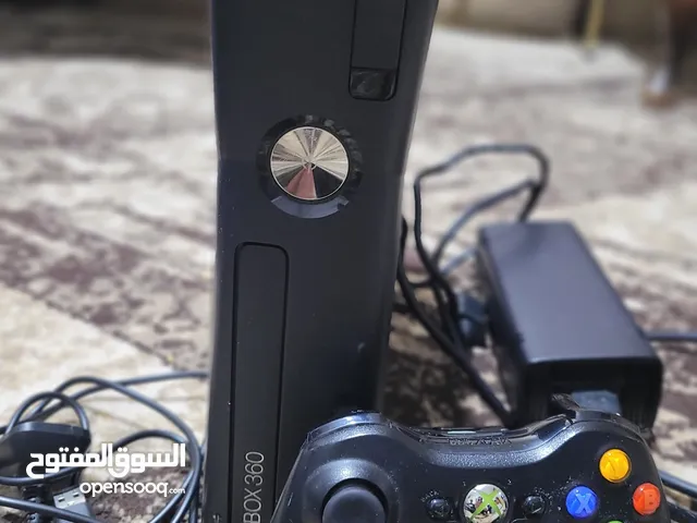 مستعملة بحالة الجديد مع جميع الوصلاتXbox 360 مستعملة خفيف كثير براعيك يزم والله ابعث
