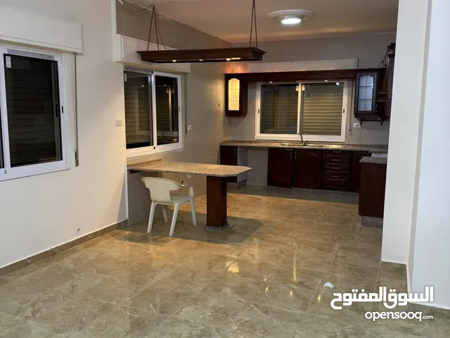 شقه سوبر ديلوكس للإيجار في السلط