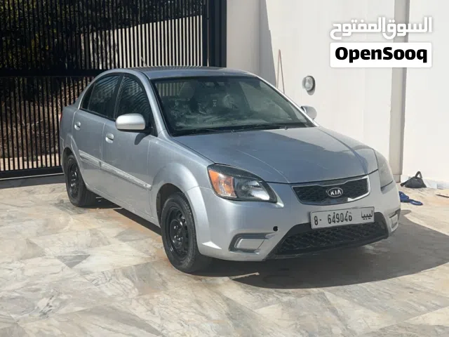 كيا ريو 2011