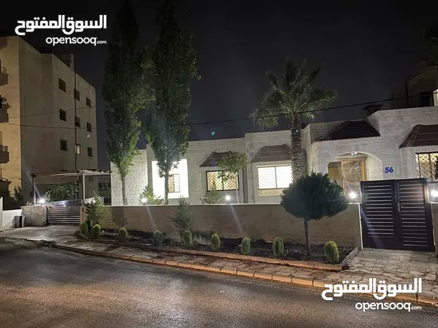 550 m2 4 Bedrooms Villa for Rent in Amman Tla' Ali