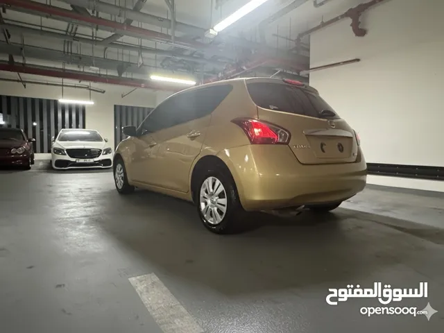 للبيع: نيسان تيدا خليجي 2016 فئة SV – هاتشباك المحرك: 1.6 لتر – سيارةًاقتصادي في استهلاك البنزي