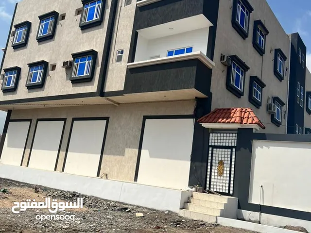 عمارة لوكس للبيع في عدن النصر باقي تفاصيل العمارة راسلني واتساب