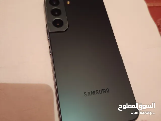 Samsung Galaxy S22 128 GB in Al Riyadh