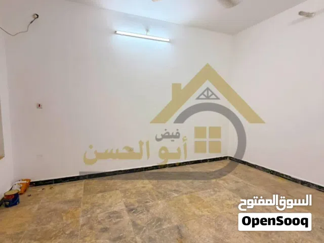 دار تجاري للايجار في منطقة البراضعية , بمساحة 200