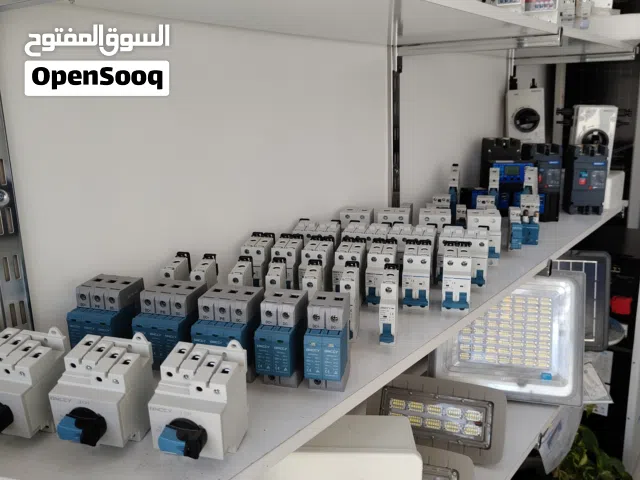 قواطع Dc و قواطع Ac و اسلاك سولر 1500V و اجهازه حمايه fuse holder و spd