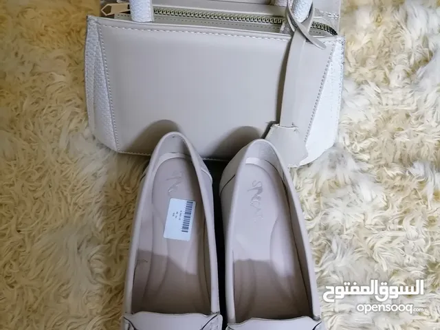 Beige Comfort Shoes in Zarqa