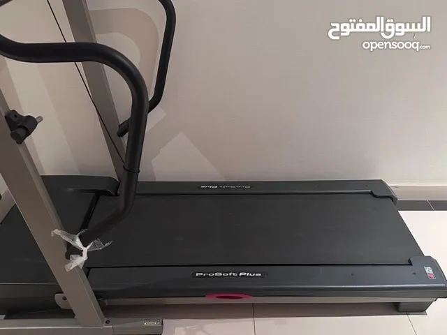 جهاز سير رياضي للمشي