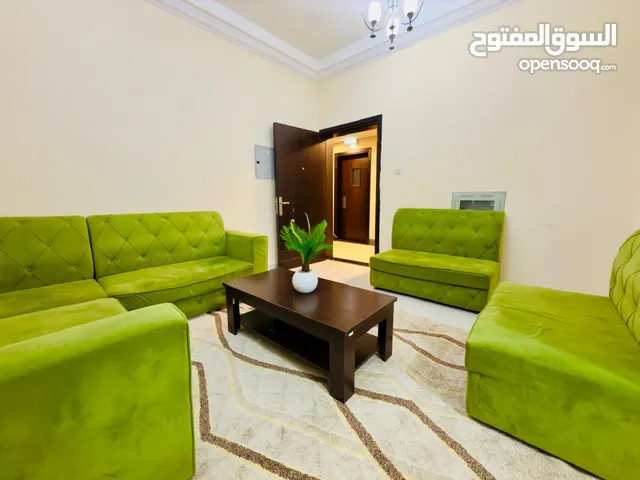 F3 / للايجار الشهري في عجمان - غرفة وصالة - الروضة 1 - خلف مركز شرطة الحميدية - شامل - مفروشة