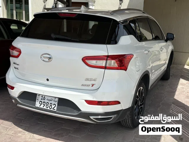 سيارة جي أيه سي GS4 2019 لون أبيض بحالة جيدة مع تأمين إلزامي سيرفس منتظم