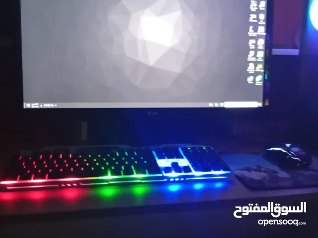 كمبيوتر مع العاب بسعر 1400