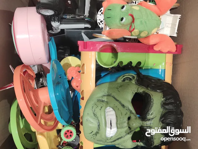 العاب اطفال منوعة ومتعددة مستعملة نظيفة