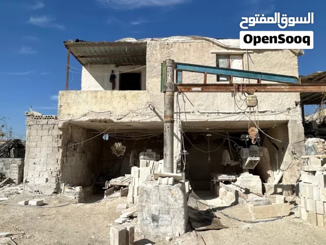 منشار حجر و معمل طوب