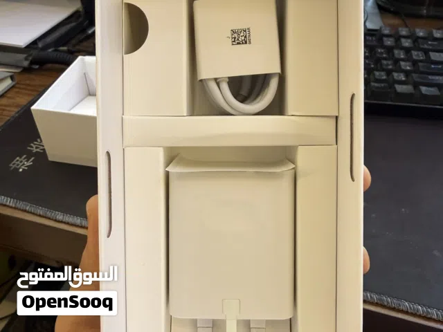 السلام عليكم الجهاز مثل ما واضح بل صوره مجرد مفتوح من الكارتون السعر قفل متواجد وات ساب فقط