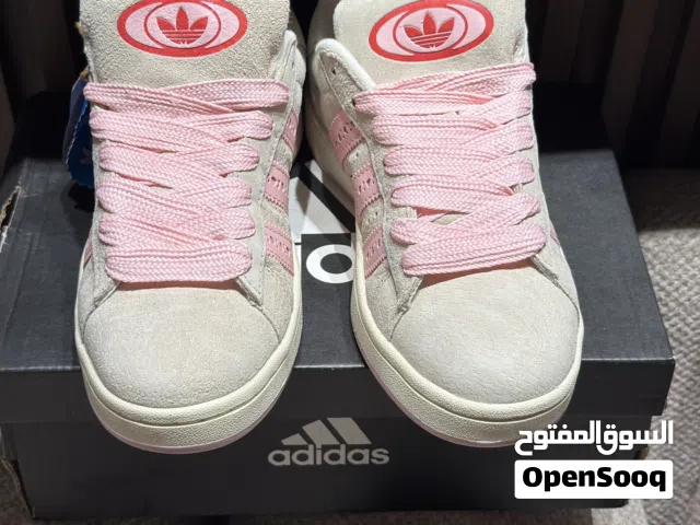 حذاء رياضي adidas campus صناعه فيتنامي نمره 40”