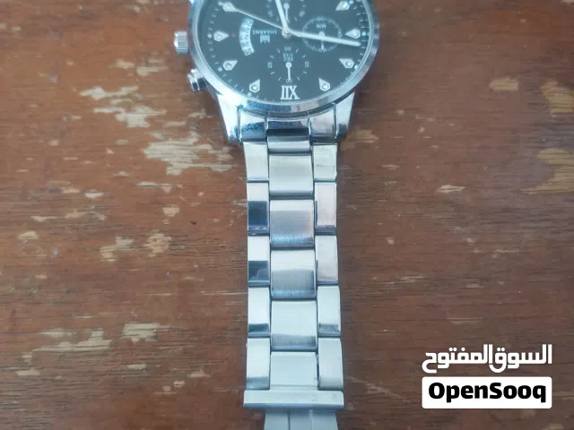 ساعه جديده مابدها اشي وكاله 100/100