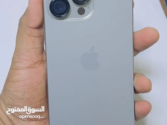 I phone 15 pro max 256