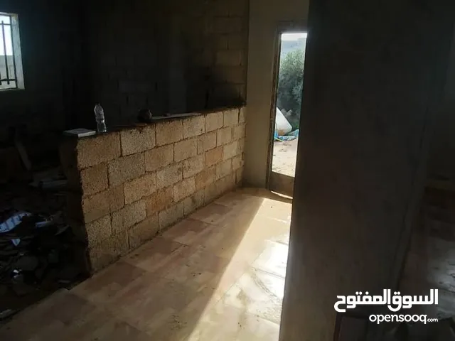 منزل للبيع فى منطقة ام مبروكة قطران لعند حوش سعر 75 حرق