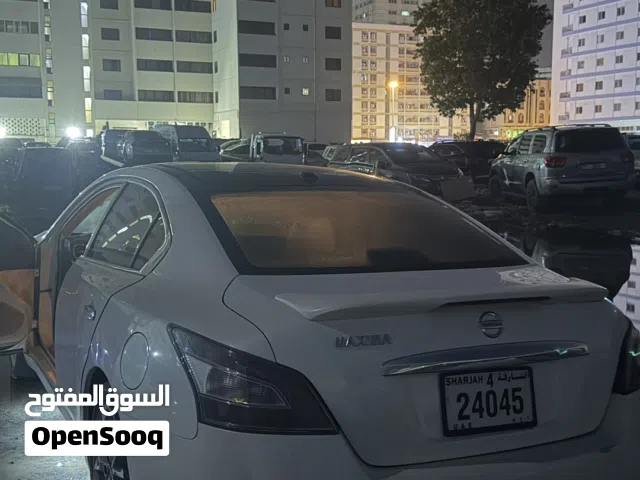 Nissan maxima 2014
