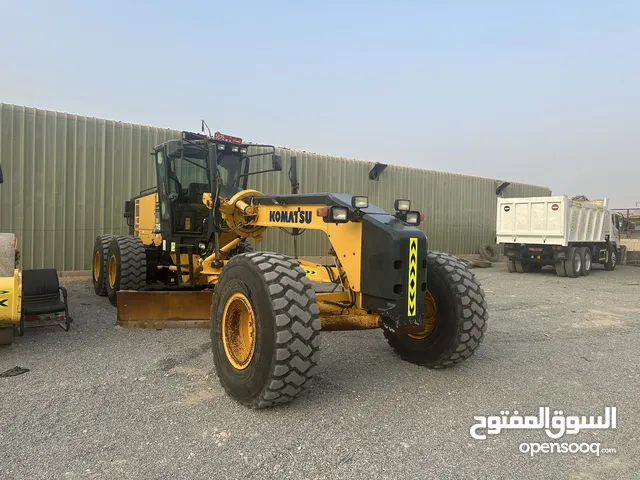 جريدر كوماتسو 2018 للايجار