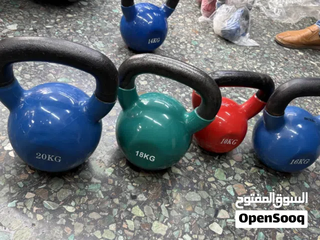 كيتل بيل حديد مغلف عدة أوزان إبتداء من أوزان من 2 كغم حتى 20 كغم تتوفر لدينا خدمة التوصيل