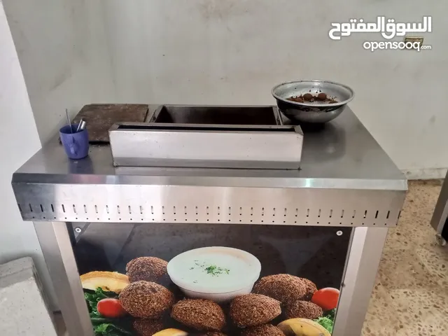 مطعم كامل اغراضه للبيع