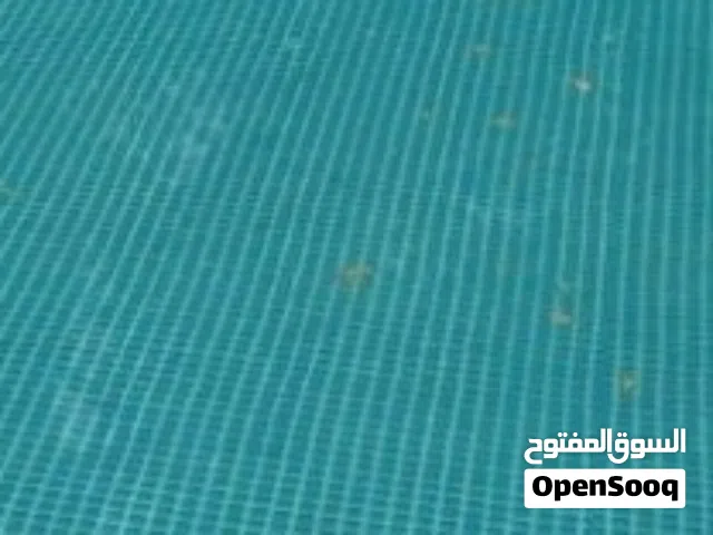 مسبح قمق 60او اكثر ول عرض،200 وبي مجال قليل اشتريته جديد ومحد سبح بي اشتريته
