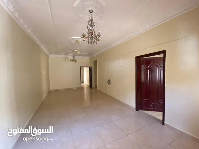 3200m2 4 Bedrooms Townhouse for Rent in Ajman Al Naemiyah