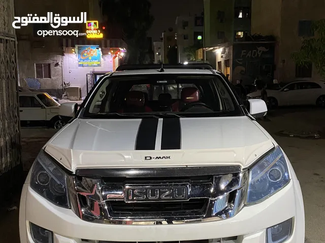 Used Isuzu D-Max in Suez