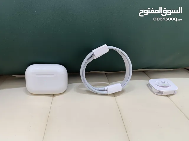 Airpods pro with wireless charging case