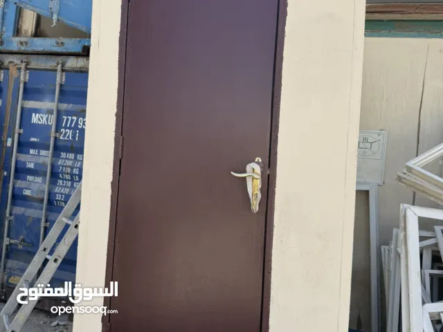 كرفانات وكونتنرات وتناكي