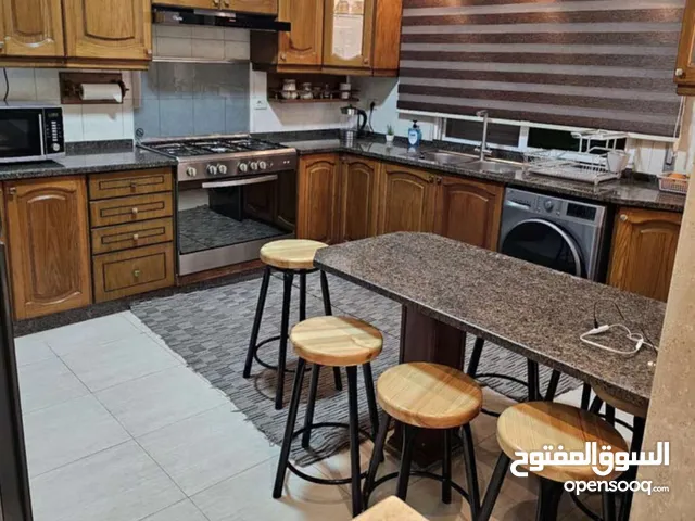 140 m2 3 Bedrooms Apartments for Rent in Amman Deir Ghbar