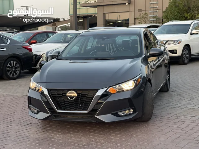 نيسان سنترا بحالة ممتازة واراد امركي اوراق جمارك