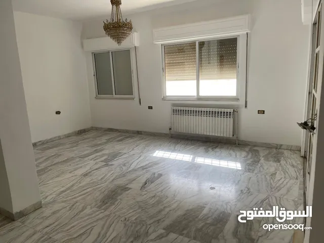شقة للبيع في الصويفية