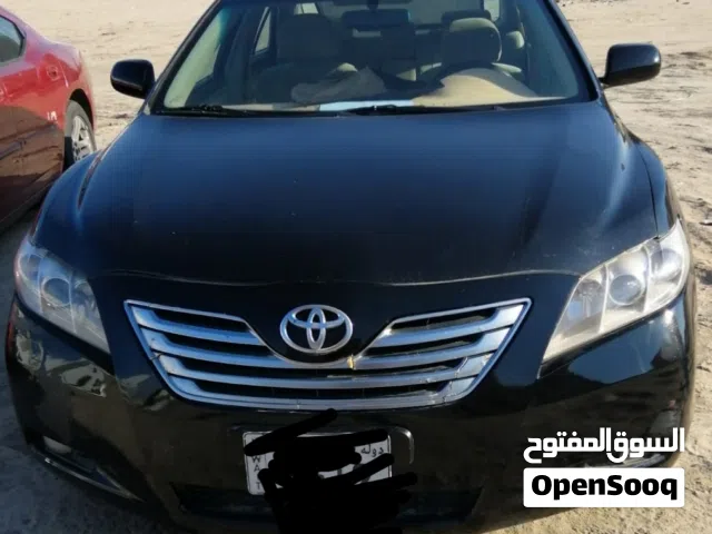 سيارة  تويوتا كامري 2008 بحاله ممتازه للبيع السعر 450 في الجهراء اللون اسود 4 سلندر ت