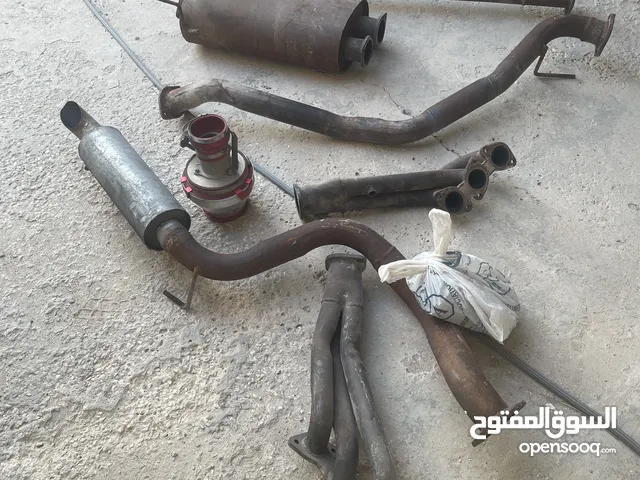 للبيع (هدرز سويدي) وأقزوز كامل حق لاندكروزر 2008 السعر :110 دينار فقط