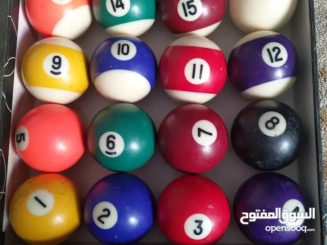 كرات بلياردو للبيع لاعلى سوم