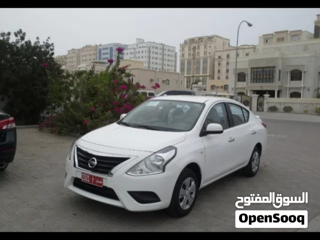 Sedan Nissan in Muscat