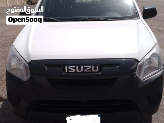 2021 ايسوزو D-ماكس Standard