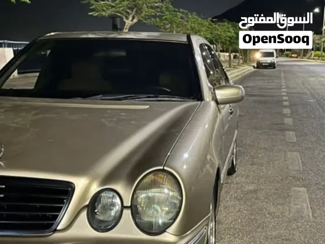 2001 Mercedes Benz E-Class E 200