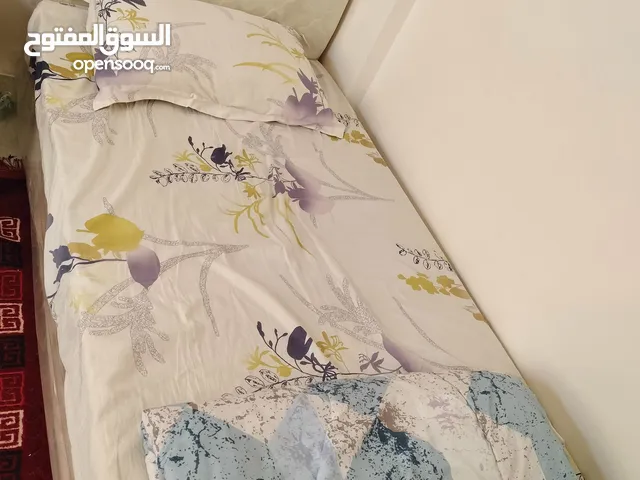 2 سرير نظيف بالأكياس للبيع لدواعي السفر